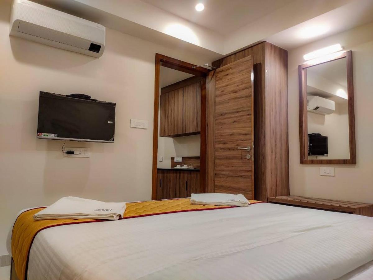 Rr Mount Elite Suites Chennai Dış mekan fotoğraf